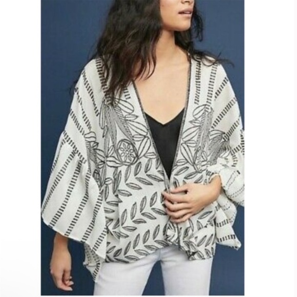 Anthropologie Sweaters - Anthropologie Akemi + Kin Embroidered Kimono Tunic Boho Relaxed Fit One Size